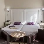 Sevilla 4*