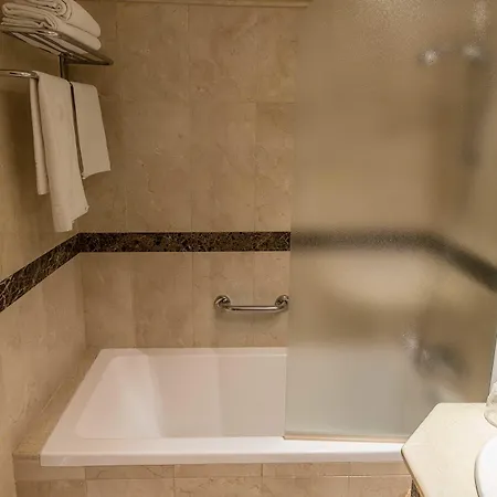 Sevilla 4* Ρόντα